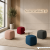 Małe pufy kwadratowe 52/52 cm w różnych kolorach do biura, poczekalni i strefy soft seating