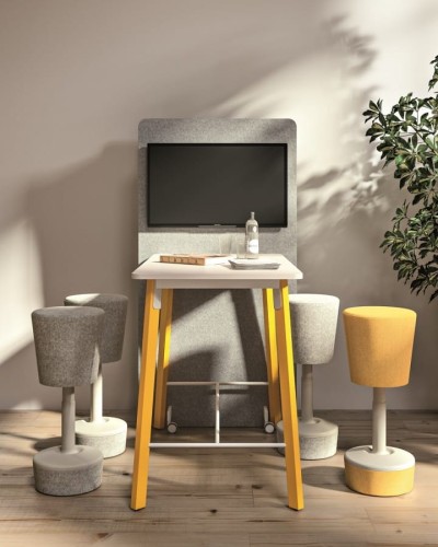 mobilna ścianka multimedialna.jpg