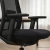 Fotel do biura SK20 w aranżacji biura – ergonomiczny fotel do pracy przy biurku Systemmeble24.pl