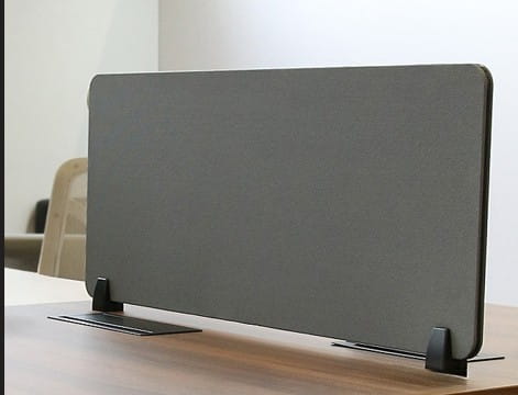 panel tapicerowany szary z czarnymi mocowaniami