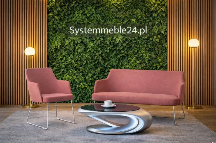 Sofa i fotel biurowy w nowoczesnym wnętrzu z lamelami i zieloną ścianą – meble do recepcji i strefy lounge Systemmeble24.pl