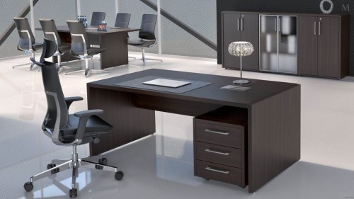 Biurko gabinetowe EXO 153x90 cm – do klasycznego gabinetu