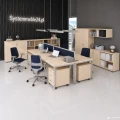 Zestaw 4 biurek do open space z panelami dzielącymi stanowiska pracy